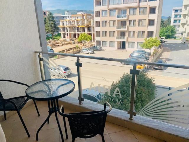 Ramona Apartment *